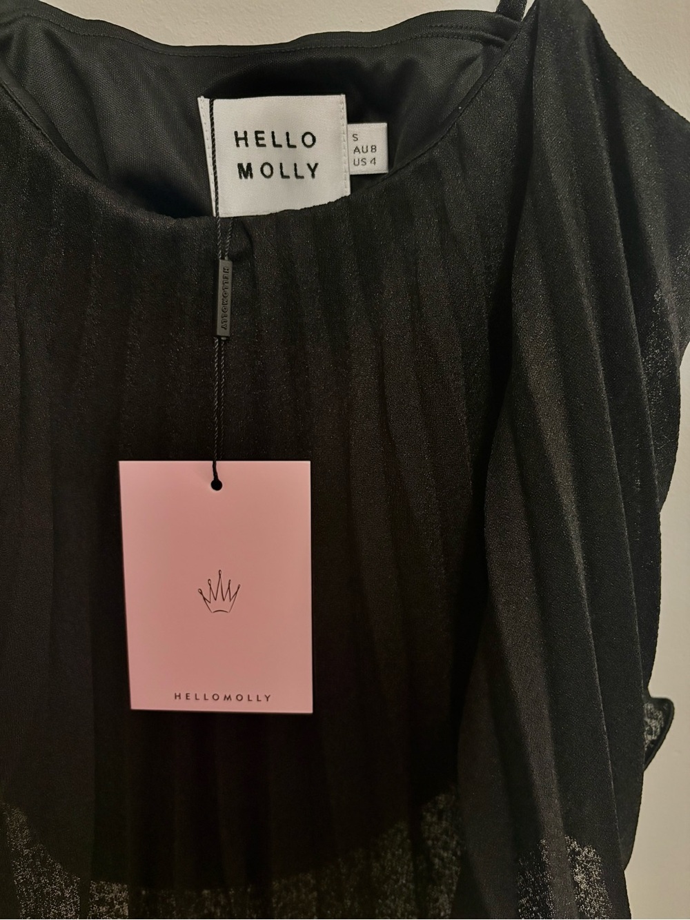 Hello Molly Black Pleated Ruffle Hem Spaghetti Strap Tank - Picture 3 of 3
